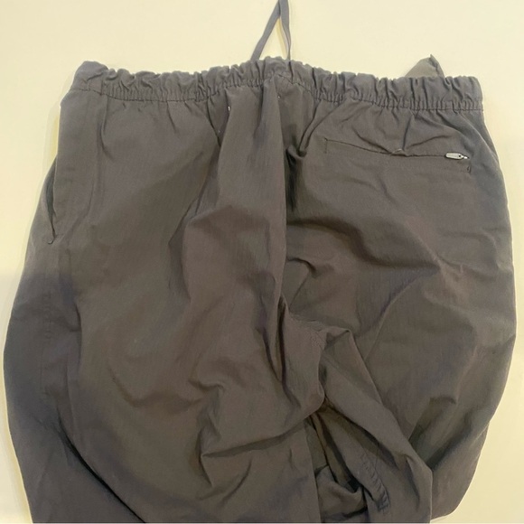 Rei Cooperative Outdoor Pants 38x32 - Picture 3 of 4